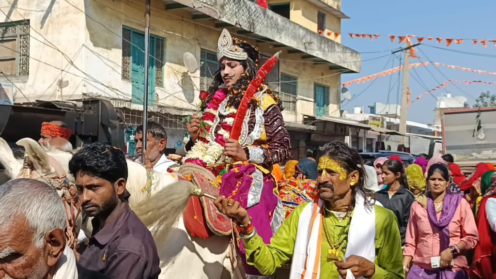रविवार को नौगांवा मे गुर्जर समाज के द्वारा भगवान देवनारायण जी के 1114वे जन्म उत्सव पर img 20260125 wa0016